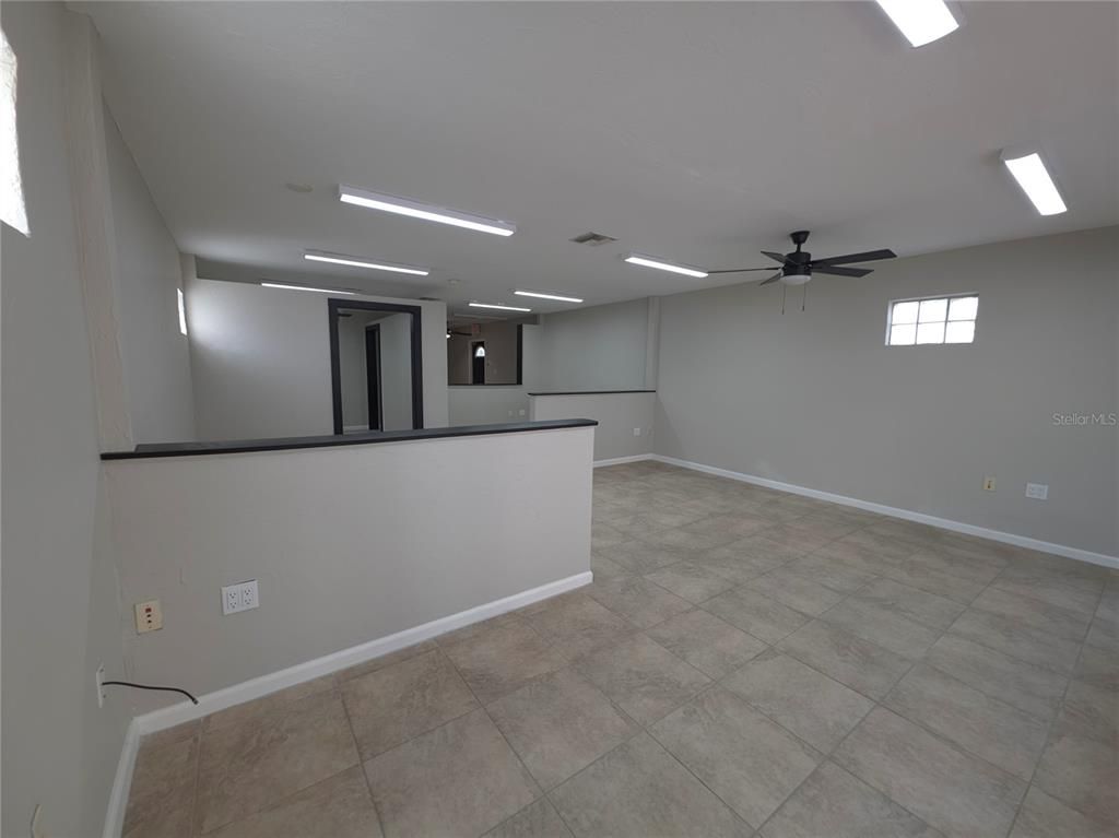 Empty room, Interior, Kitchen, Recessed Lighting