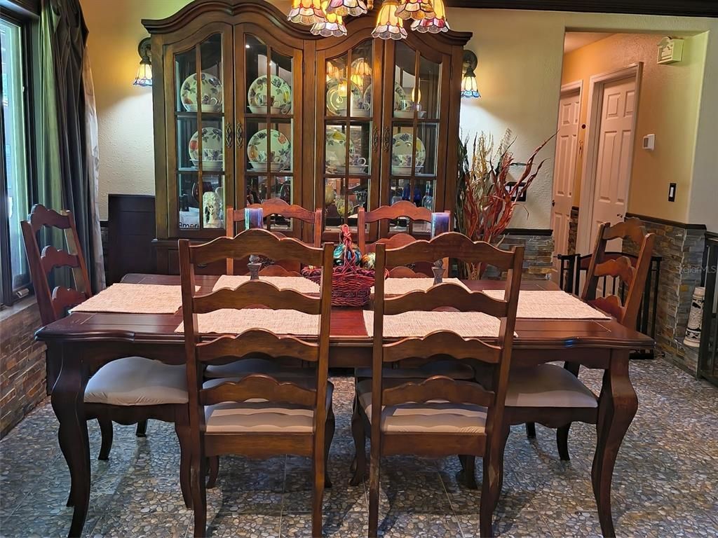 Chandelier, Dining room, Interior