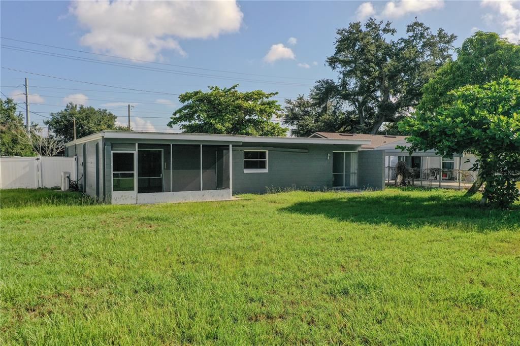Backyard, Exterior
