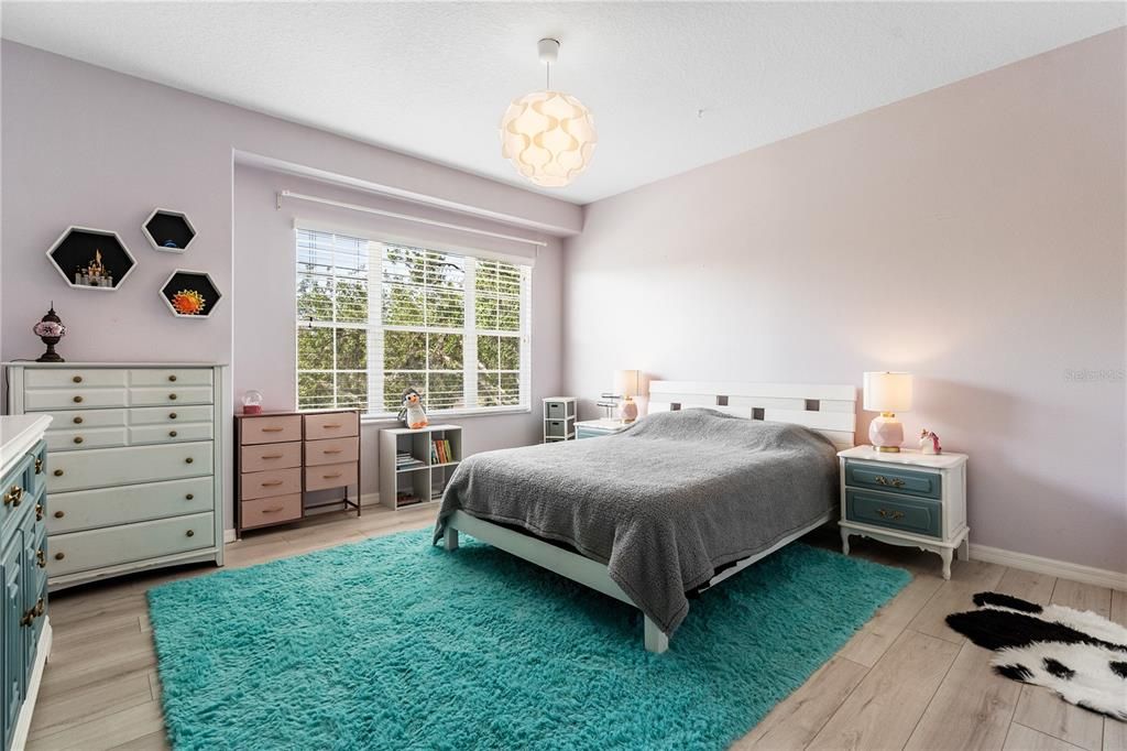 Bedroom, Interior, Pendant Lights, Wood Texture Flooring