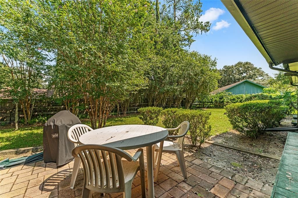 Backyard, Exterior