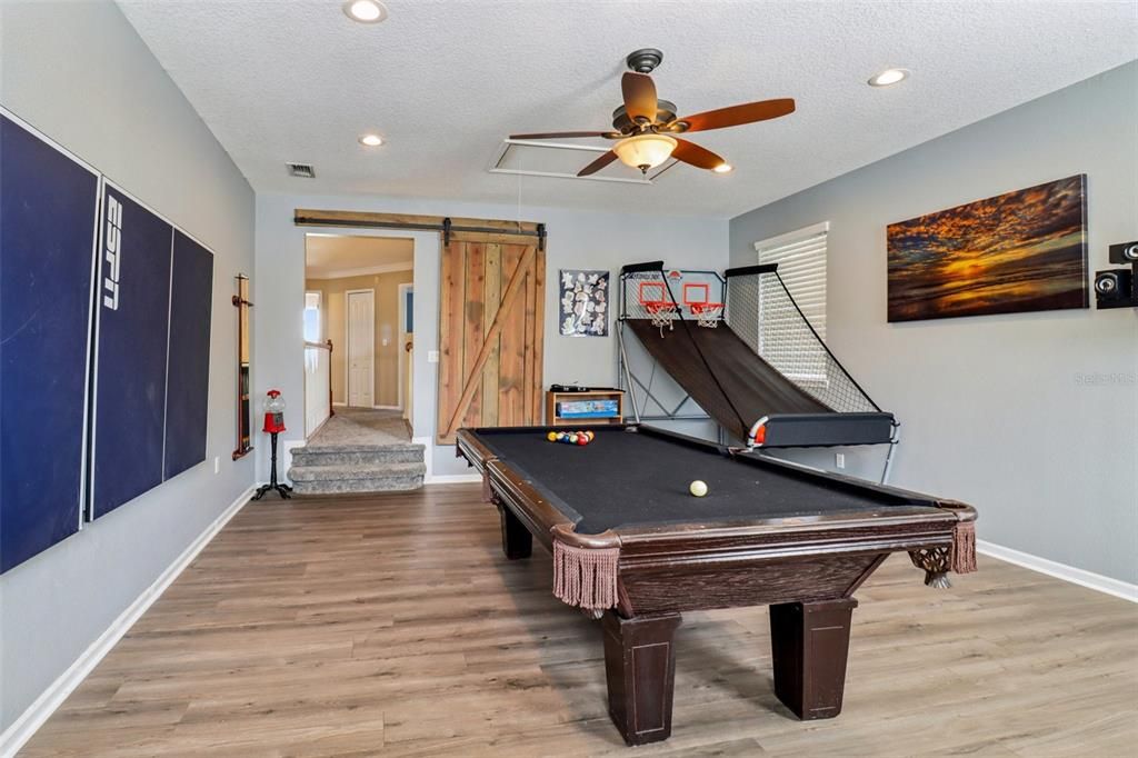Billiard Table, Game Room, Interior, Recessed Lighting, Wood Texture Flooring