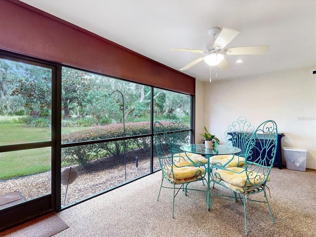 Dining room, Interior, Recessed Lighting, Sun Room
