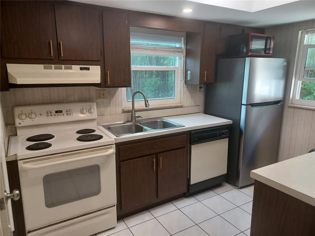 Interior, Kitchen, Recessed Lighting