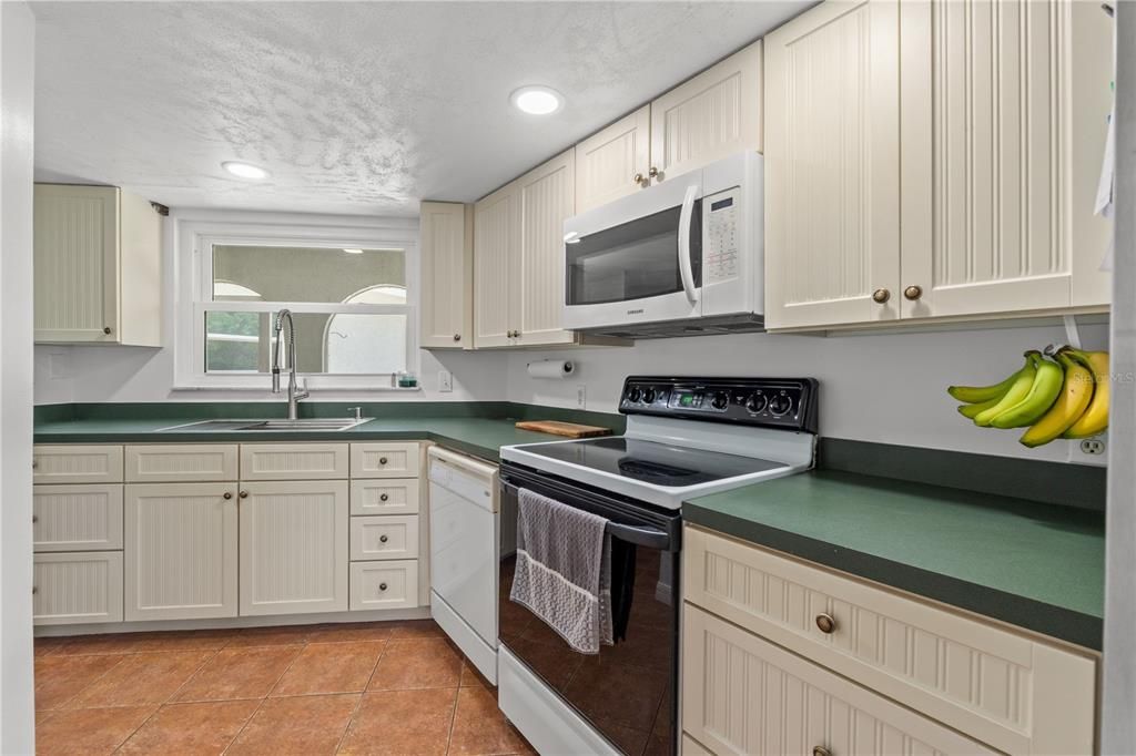 Interior, Kitchen, Recessed Lighting