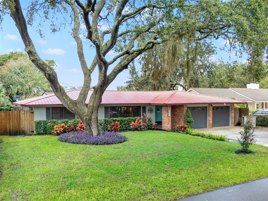 Attached, Backyard, Exterior, Facade, Brick Facade, Ranch
