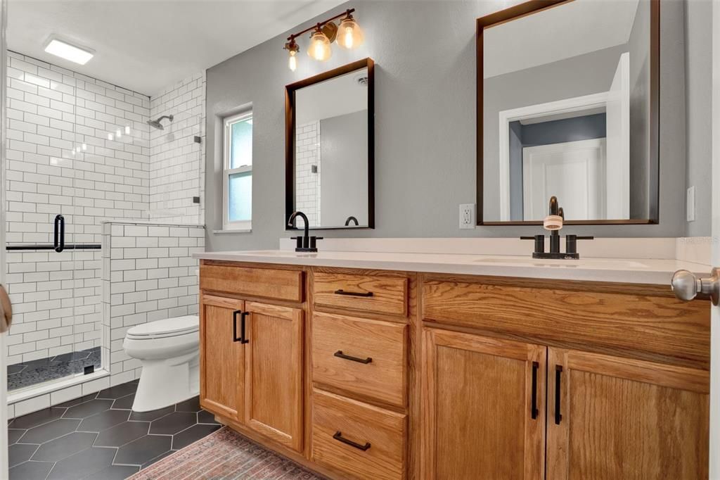 Bathroom, Dual Sink Vanities, Interior