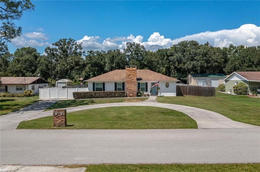 Backyard, Exterior, Facade, Ranch