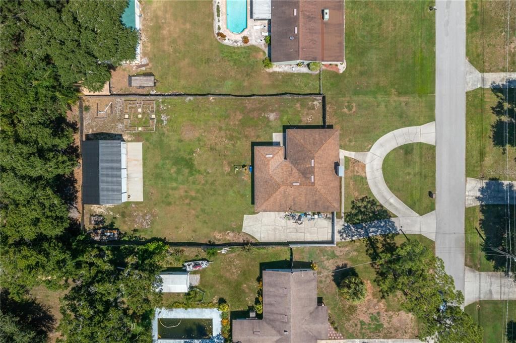 Exterior, Drone
