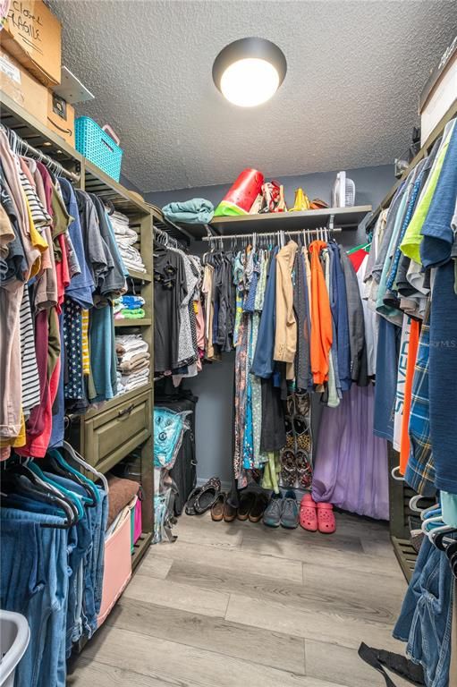 Interior, Walk-in Closets, Wood Texture Flooring