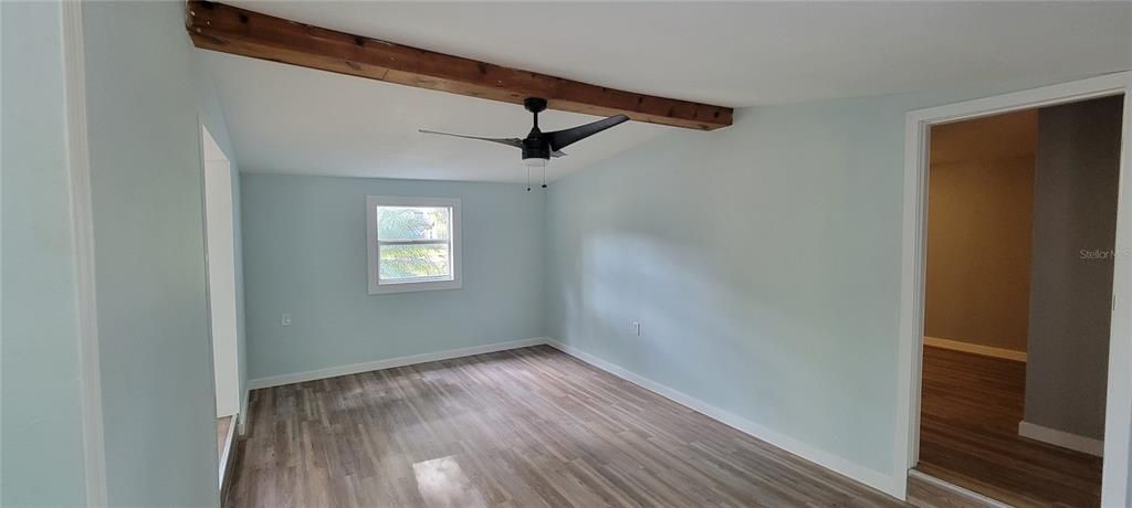 Empty room, Interior, Wooden Beams, Wood Texture Flooring