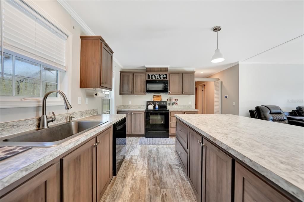 Interior, Kitchen, Pendant Lights, Wood Texture Flooring
