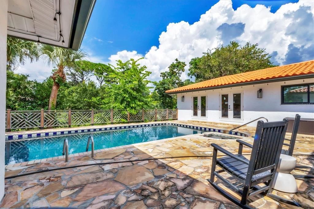 Exterior, Pool