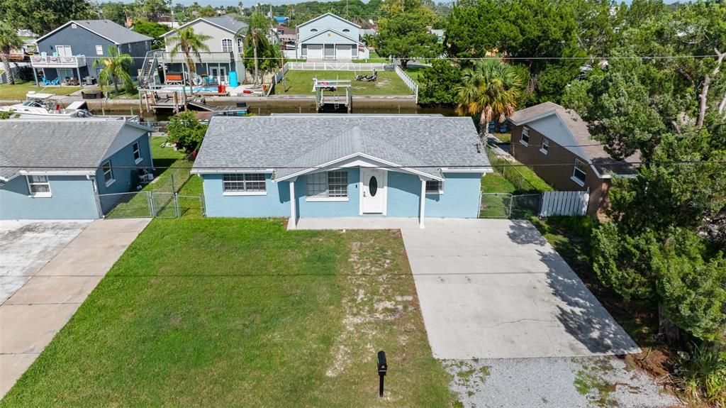 Exterior, Drone