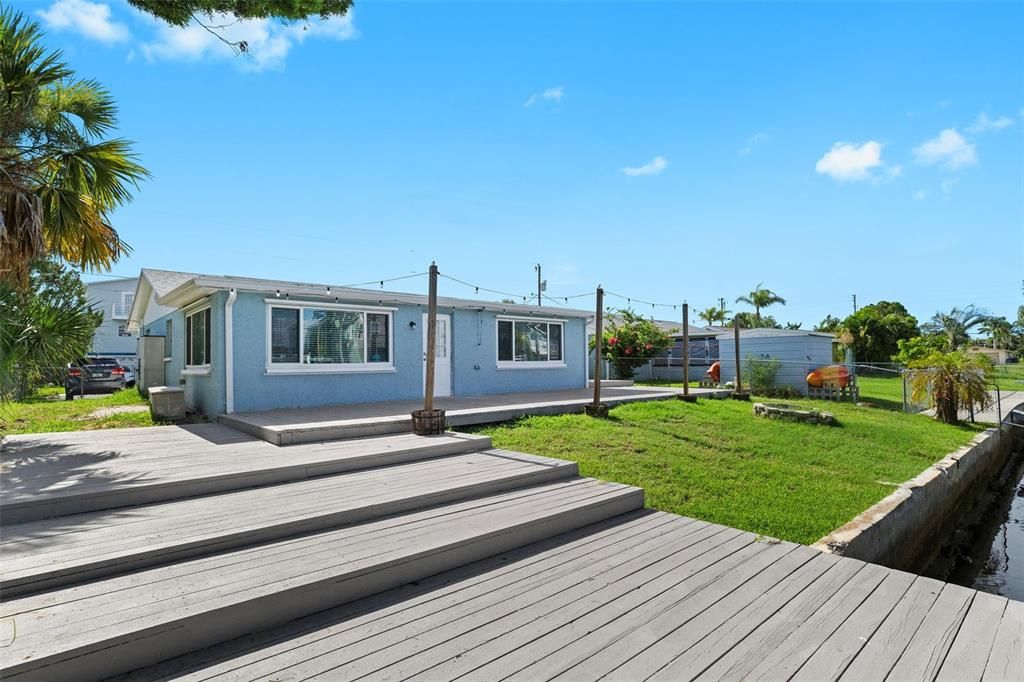 Backyard, Exterior