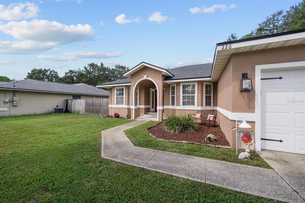 Backyard, Exterior