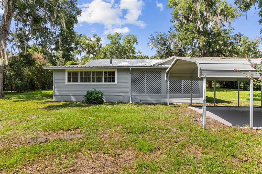 Backyard, Exterior