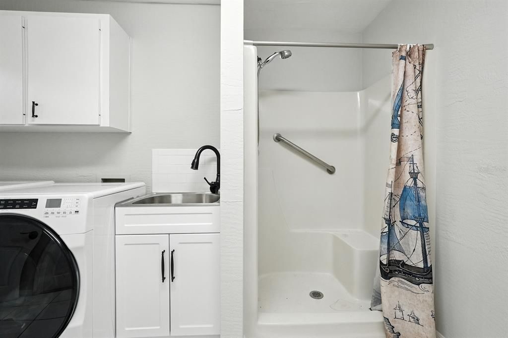 Interior, Washer