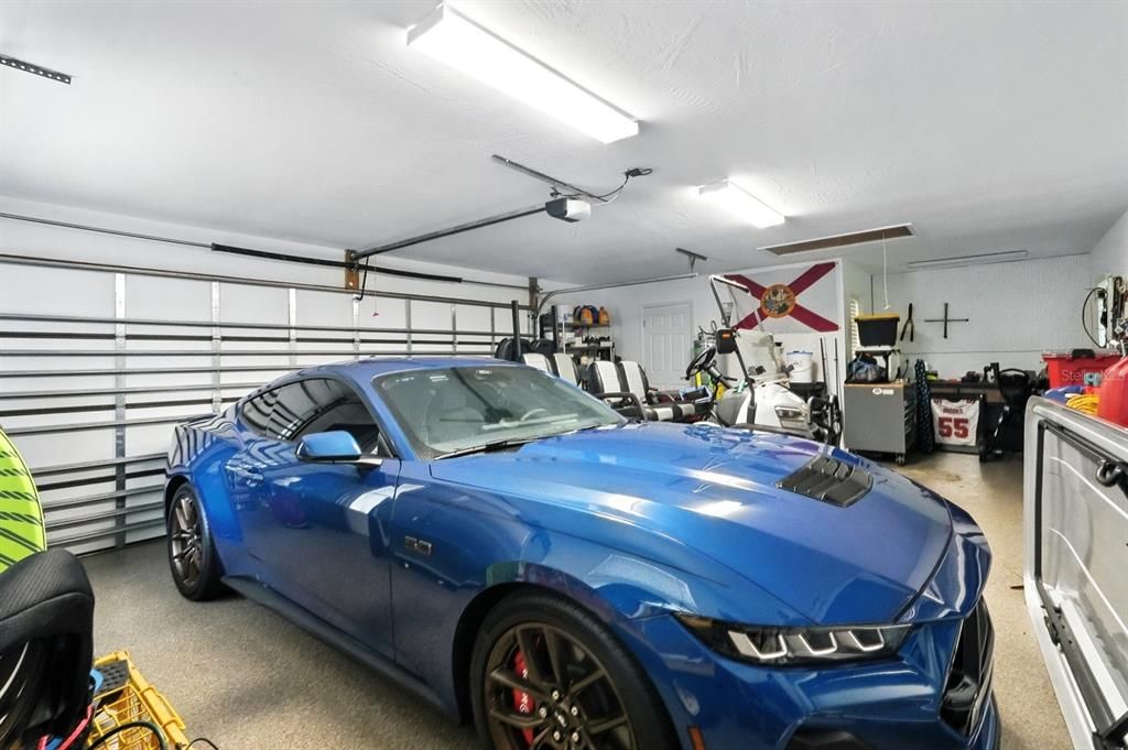 Garage, Interior