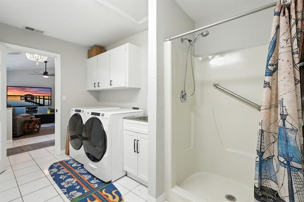 Interior, Washer
