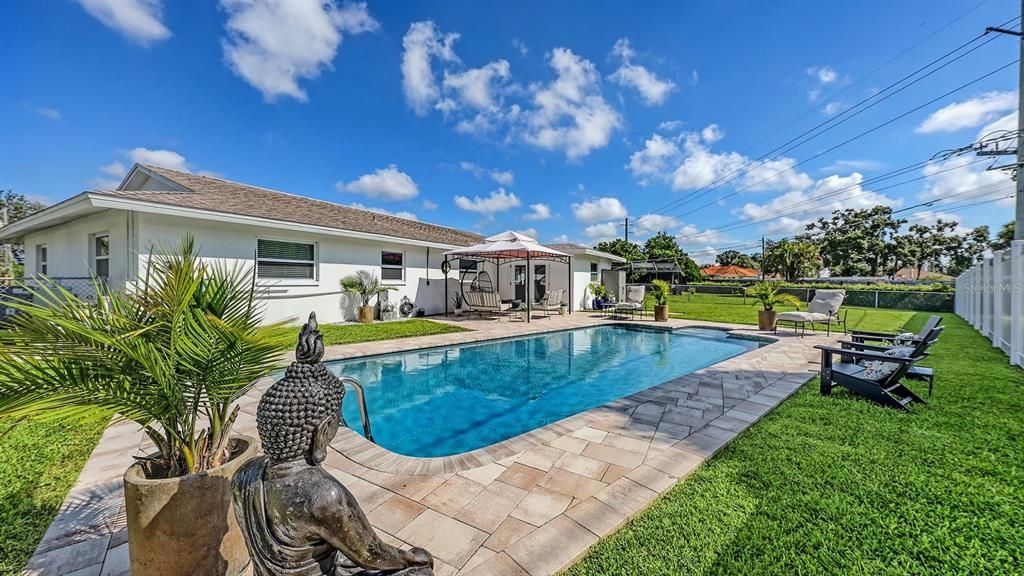 Backyard, Exterior, Pool