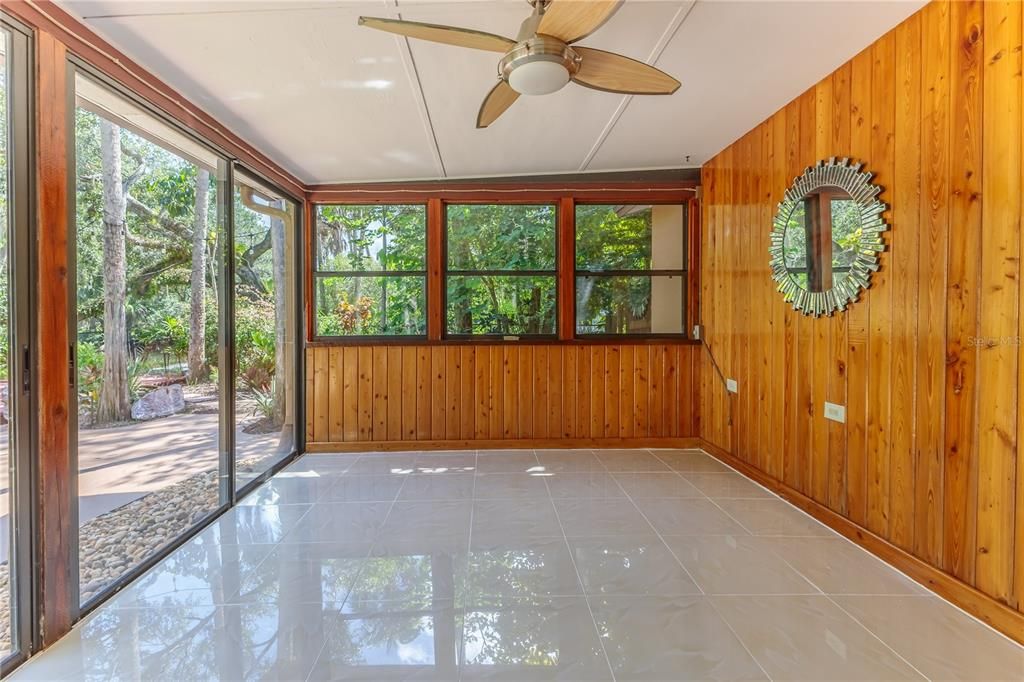 Empty room, Interior, Wooden Walls