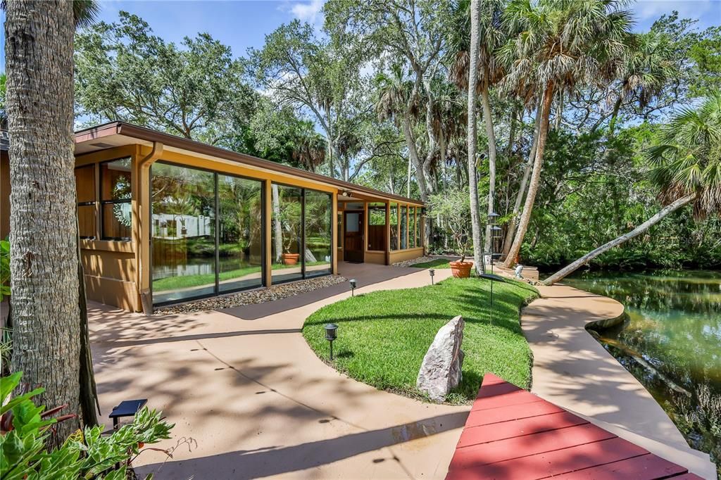 Backyard, Exterior, Water