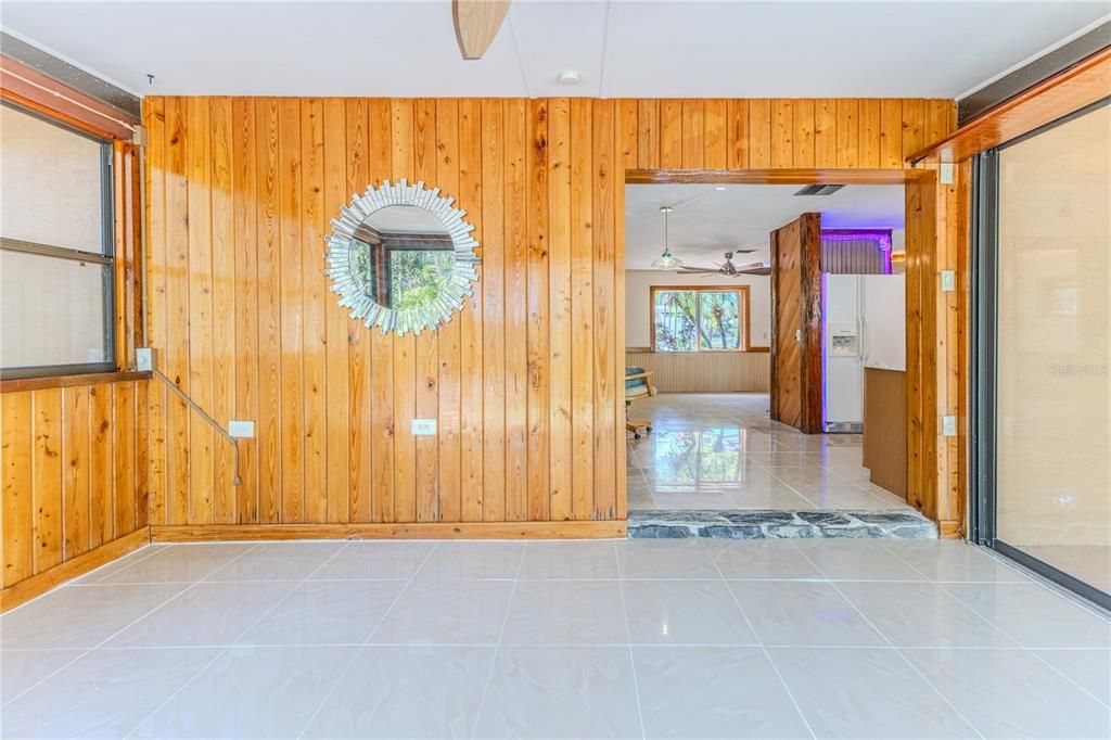 Empty room, Interior, Wooden Walls