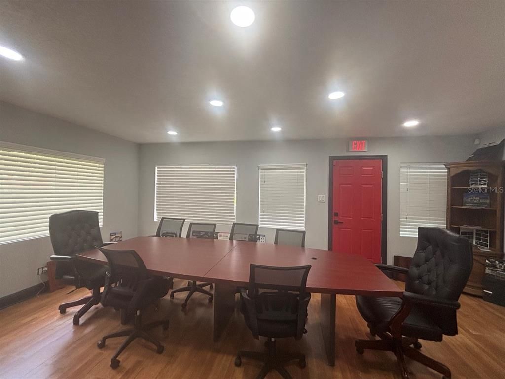 Home Office, Interior, Recessed Lighting, Wood Texture Flooring