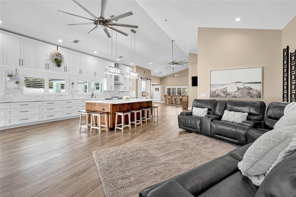 Interior, Kitchen, Living room, Pendant Lights, Recessed Lighting, Wood Texture Flooring