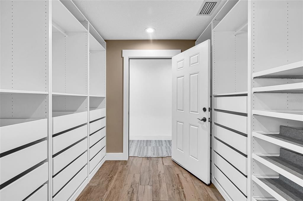 Interior, Recessed Lighting, Walk-in Closets, Wood Texture Flooring