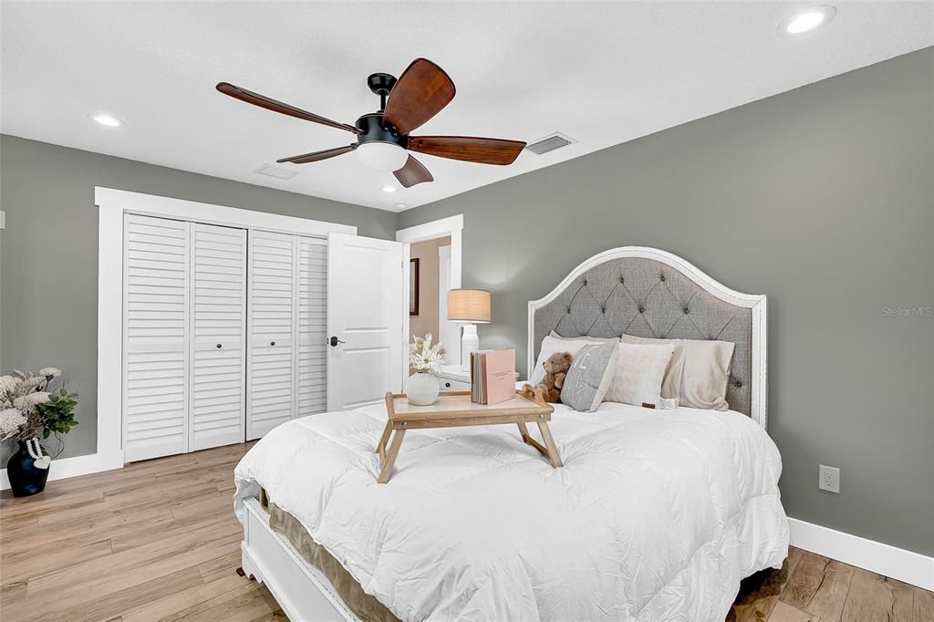 Bedroom, Interior, Recessed Lighting, Wood Texture Flooring