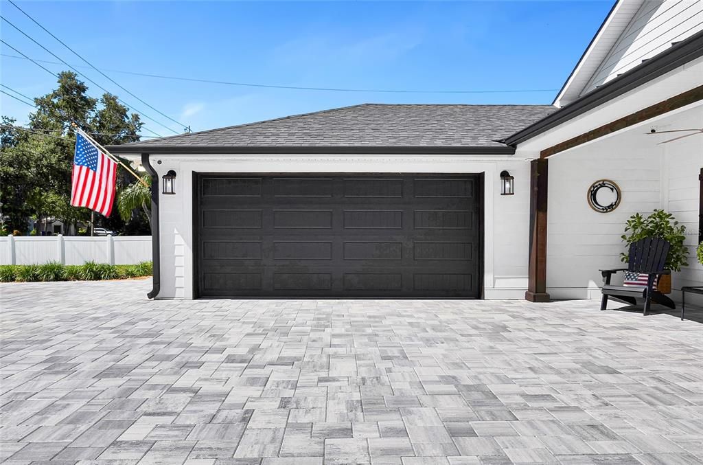 Detached Garage, Exterior