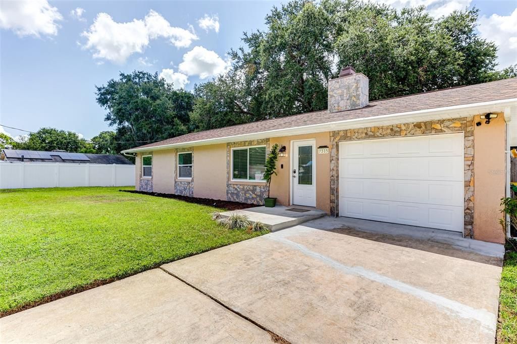 Attached, Exterior, Facade, Solar Panels, Ranch