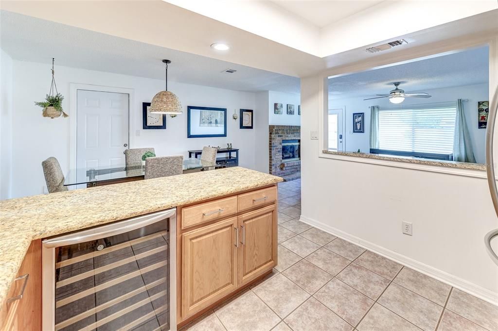 Dining room, Interior, Pendant Lights, Recessed Lighting