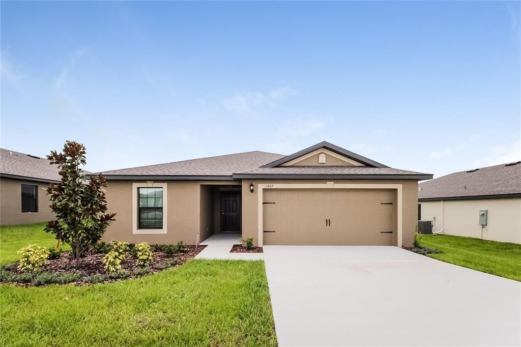 Attached, Backyard, Exterior, Facade, Ranch