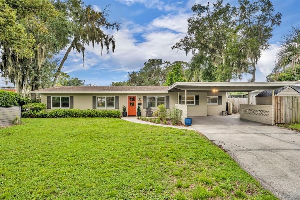 Backyard, Exterior, Facade, Ranch