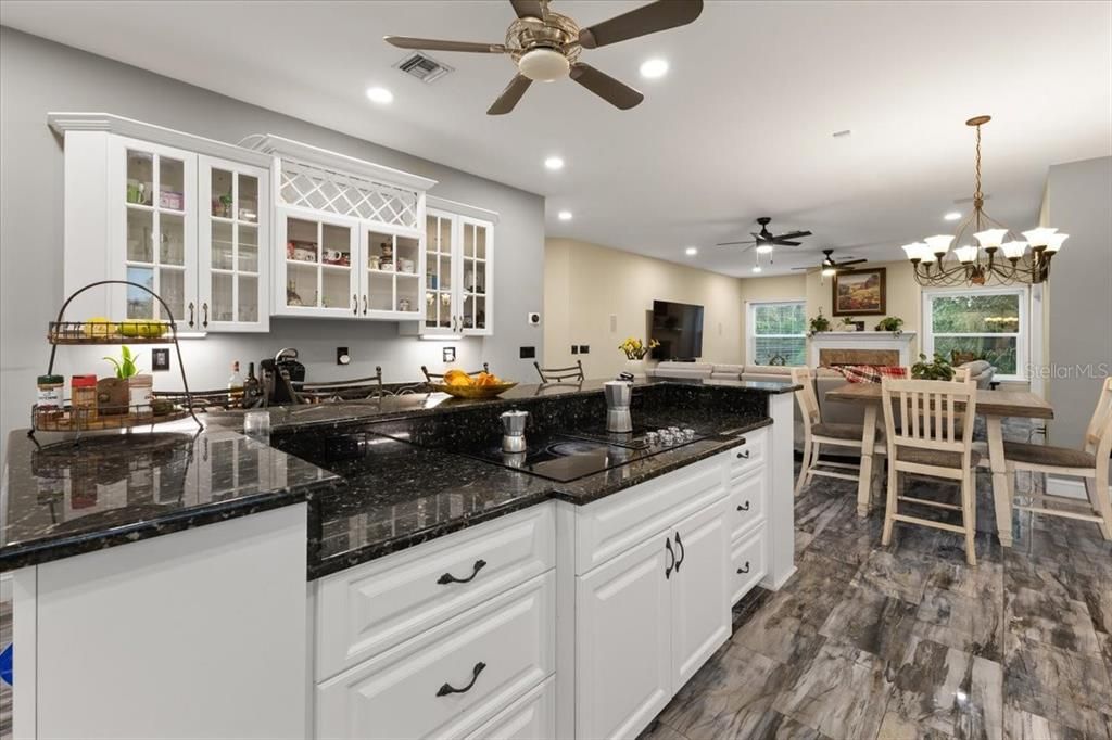 Chandelier, Dining room, Interior, Kitchen, Recessed Lighting, Wood Texture Flooring