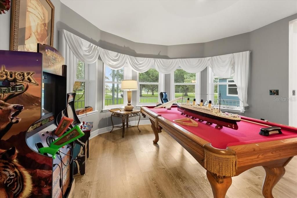 Billiard Table, Game Room, Interior, Wood Texture Flooring