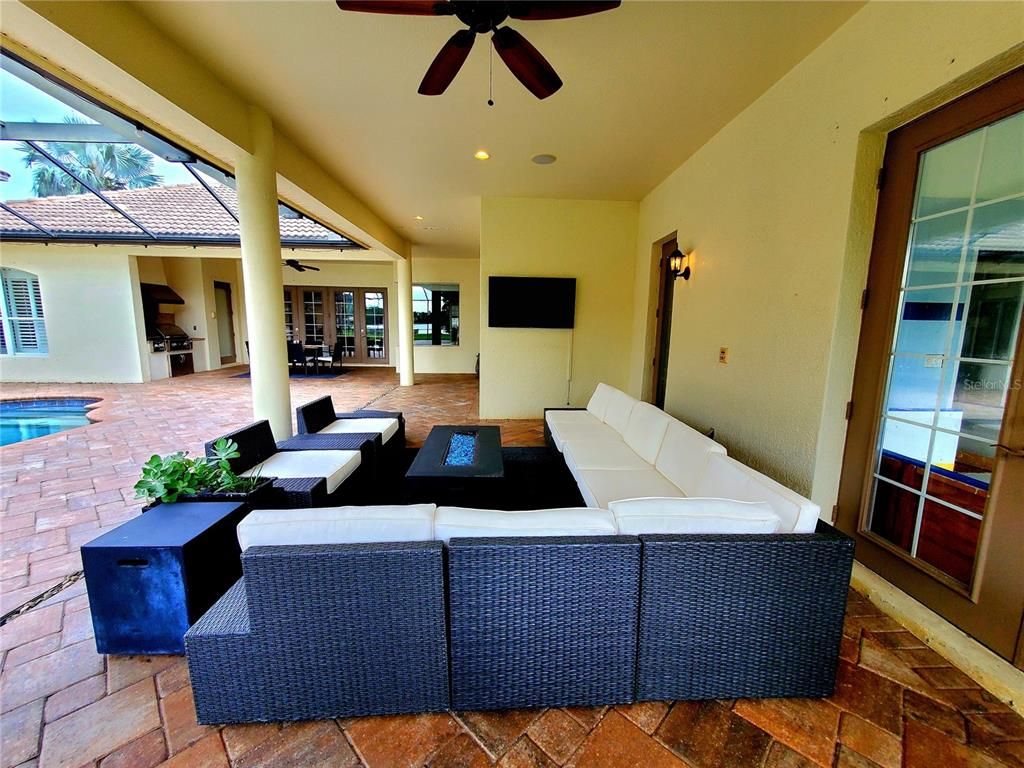 Interior, Living room, Recessed Lighting