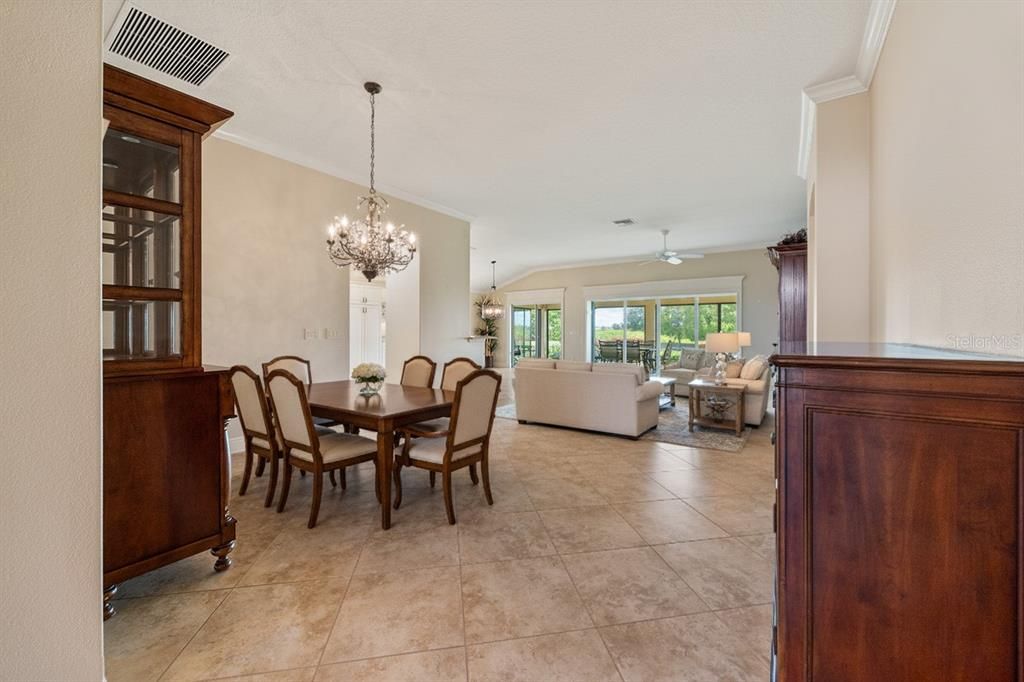Chandelier, Dining room, Interior, Living room