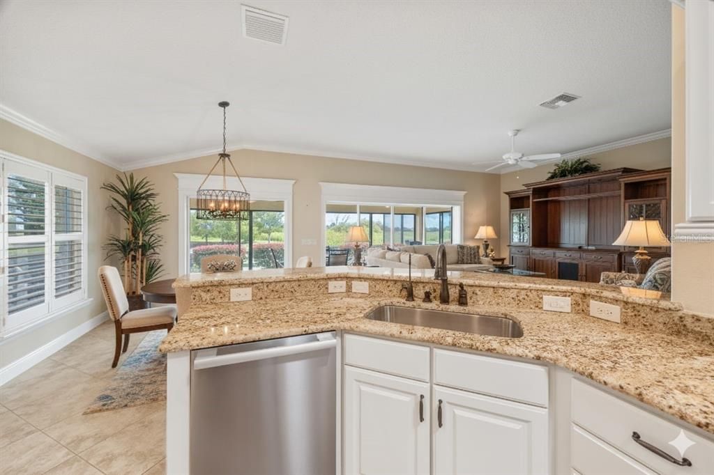 Dining room, Interior, Kitchen, Pendant Lights