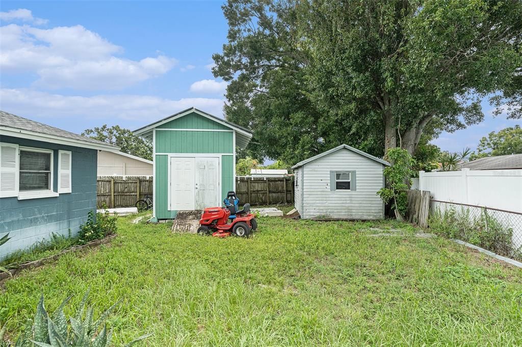 Backyard, Exterior