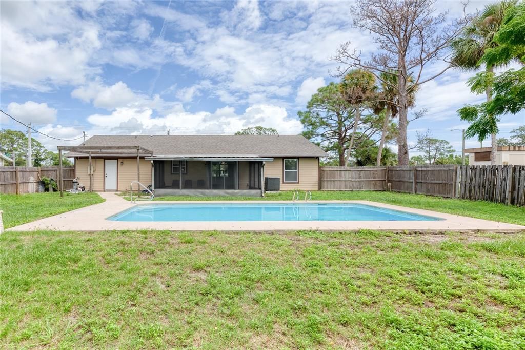 Backyard, Exterior, Pool