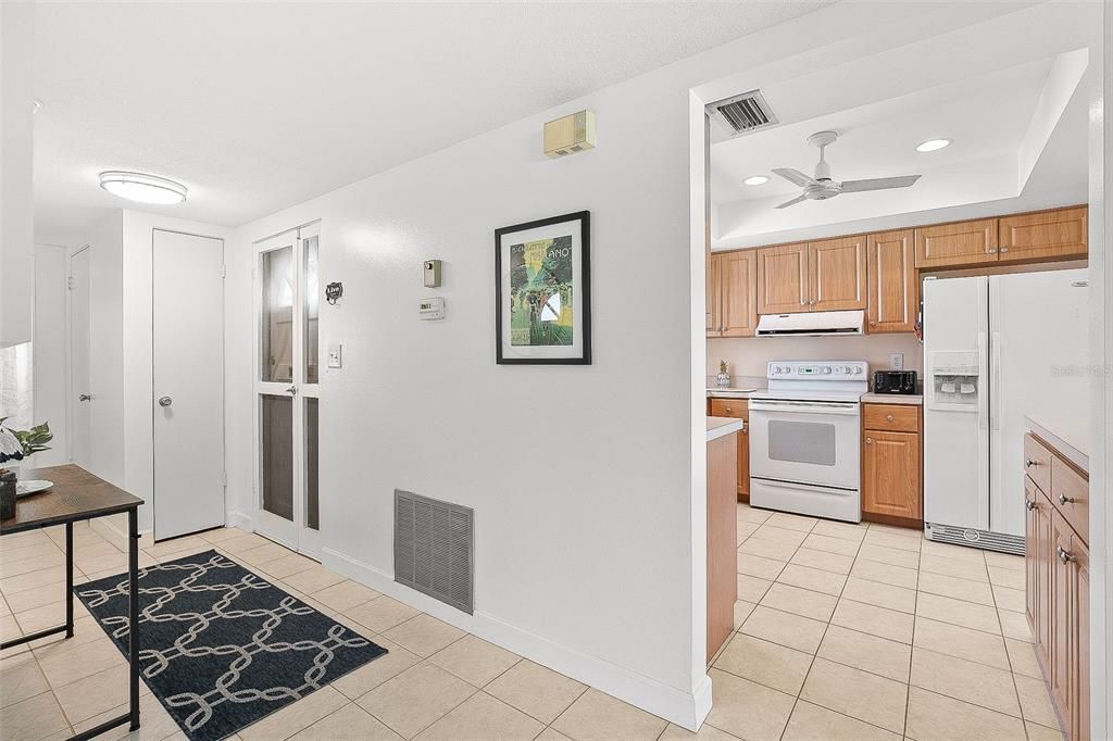Interior, Kitchen, Recessed Lighting
