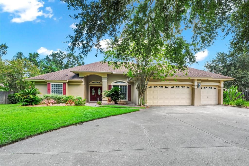 Attached, Backyard, Exterior, Facade, Ranch