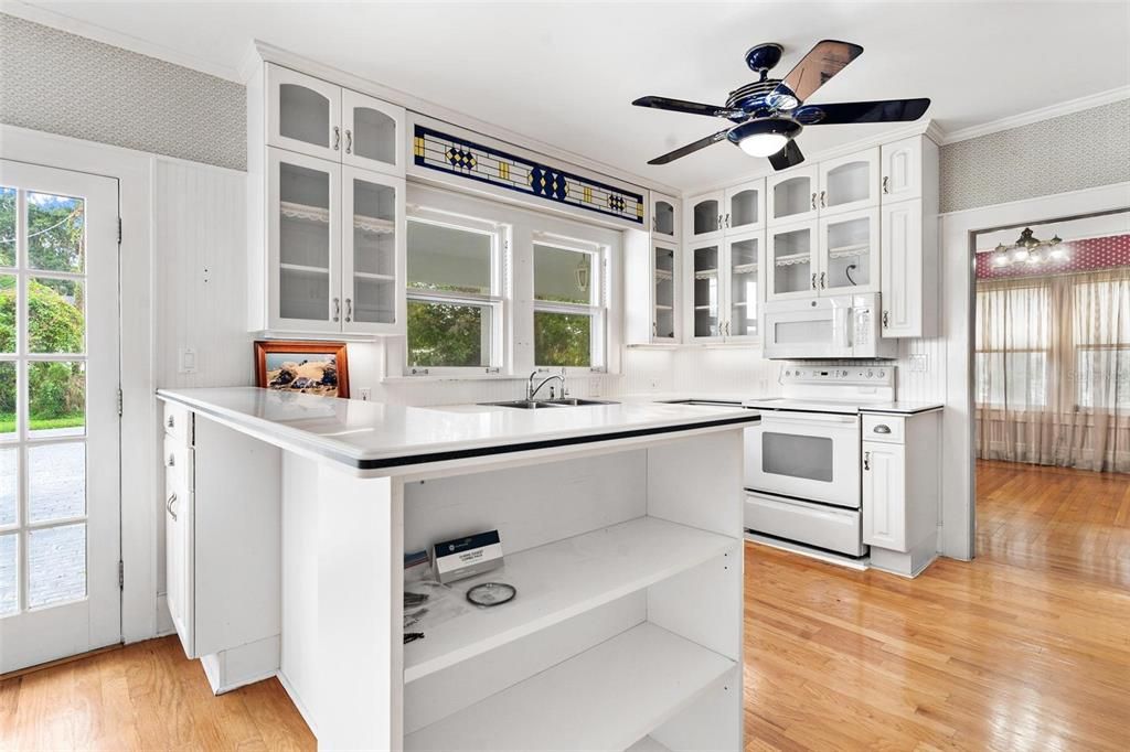 Interior, Kitchen, Wood Texture Flooring