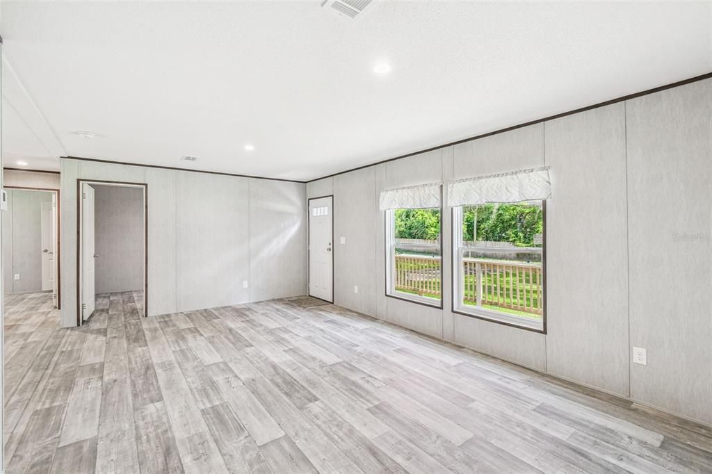 Empty room, Interior, Recessed Lighting, Wood Texture Flooring