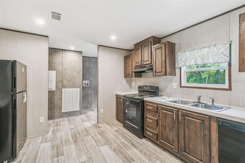 Interior, Kitchen, Recessed Lighting, Wood Texture Flooring