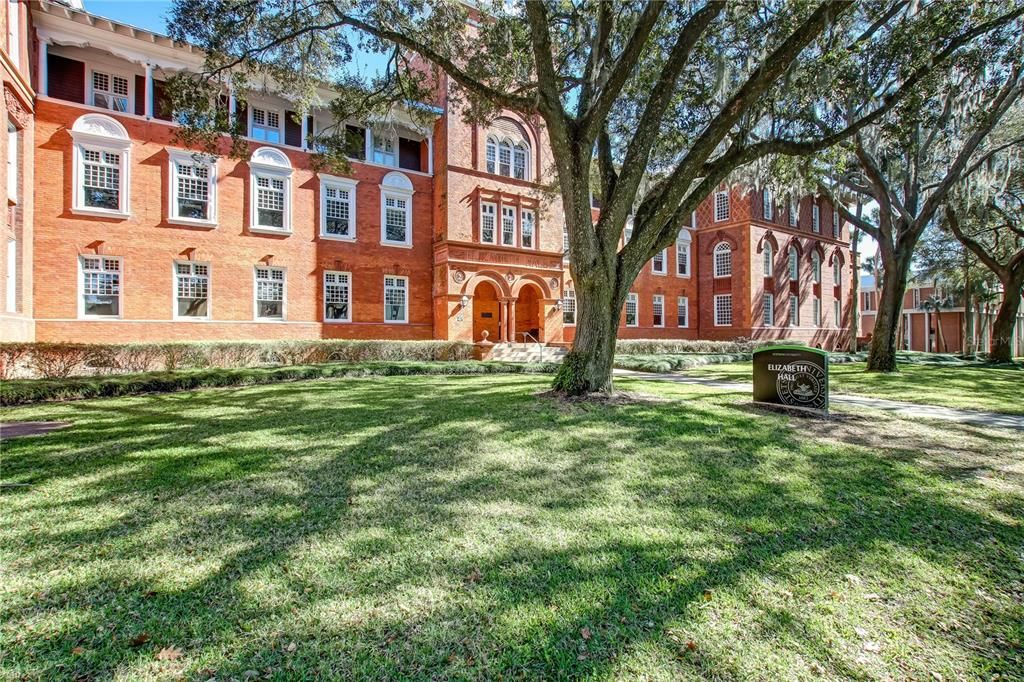 Backyard, Exterior, Facade, Brick Facade, Rowhouse
